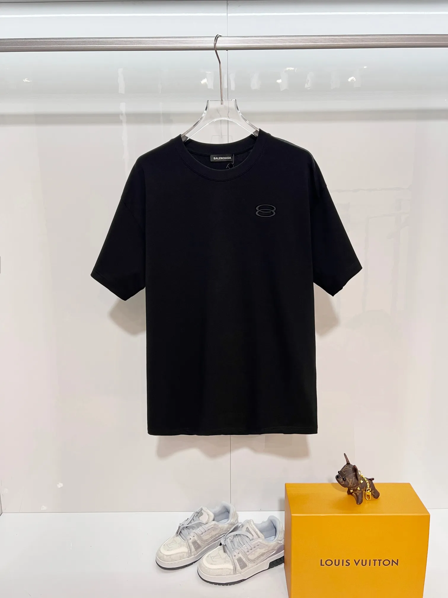 Balenciaga 2026New Arrival + logo Same Style t · 320 100％ · 32 · ：Black Size：S M L XL